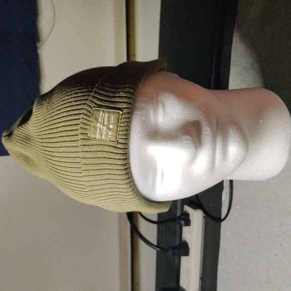 Zara Accessories Zara Womans Army Green Limited Collection Beanie